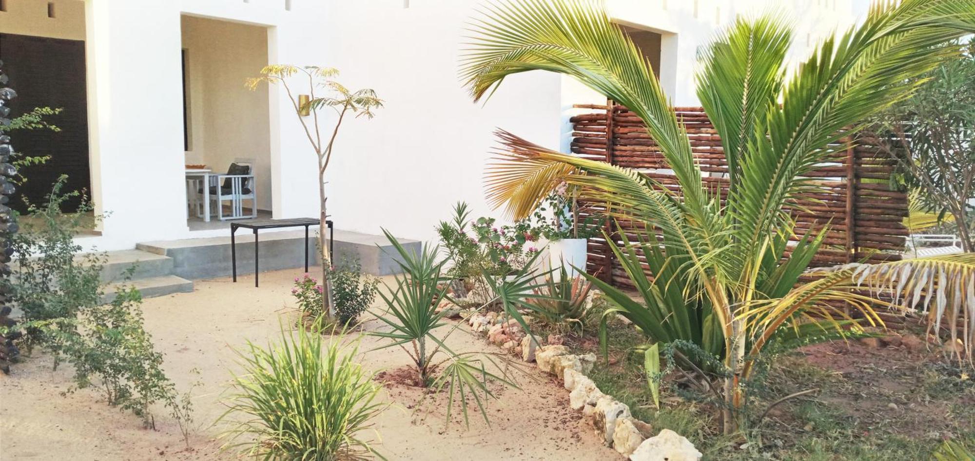 Cytyz Appart Hotel Mahajanga Exteriör bild